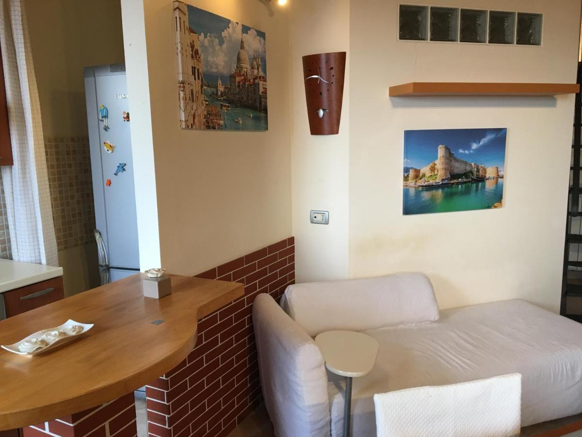 Beach Holiday Villa Terracina Exterior photo